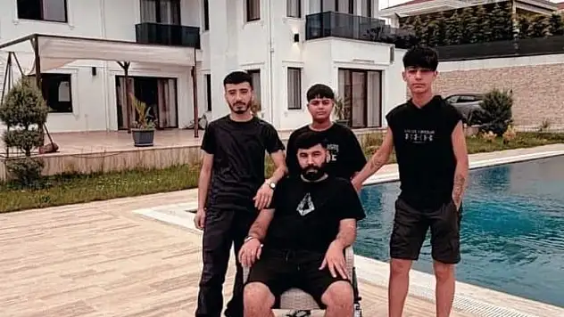 Lüks villada sır ölüm! 17 yaşındaki genç havuzda can verdi