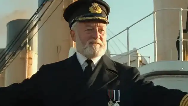 İngiliz aktör Bernard Hill hayatını kaybetti