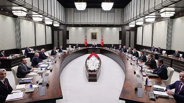 Milyonların beklediği toplantı bugün! İşte masadaki kritik konular