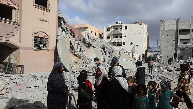 İsrail ordusu, Gazze'nin güneyindeki bazı mahallelerden çekildi