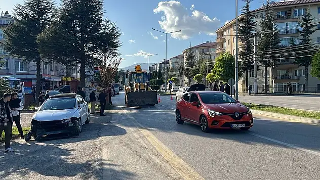 Bolu'da kazada 4 yaşındaki kız ve annesi yaralandı