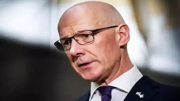 İlk Müslüman Başbakan istifa etmişti! İşte yeni başkan