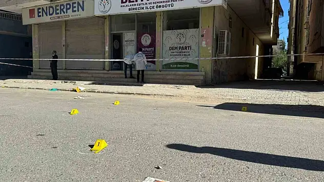 DEM Parti'ye silahlı saldırı