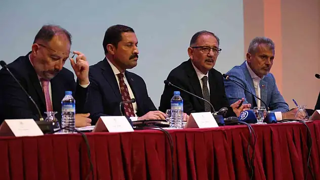 Bakan Özhaseki: Depremden bu zamana kadar teslim edilen konut sayısını açıkladı