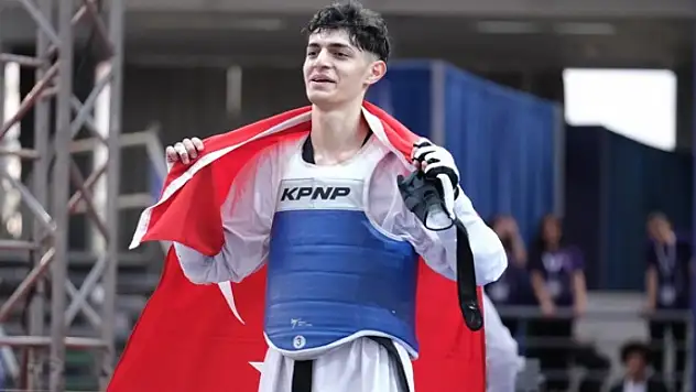 Milli tekvandocu Furkan Ubeyde Çamoğlu'ndan altın madalya