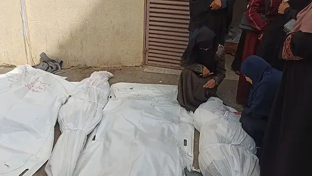 Gazze'de can kaybı 34 bin 971'e yükseldi