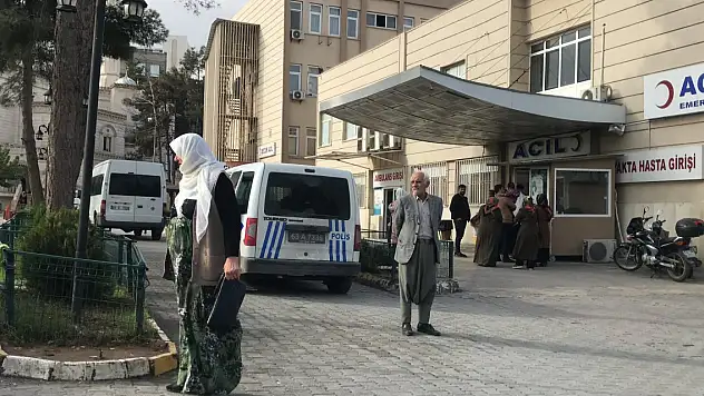 Şanlıurfa'da otomobil devrildi: 13 yaşındaki Ecrin öldü, 7 yaralı