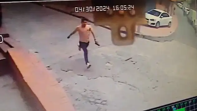 Silahlı dedikodu saldırısı: 16 yaşındaki çocuk yaşıtını vurdu