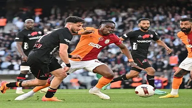 Galatasaray, yenilmezlik serisini 24 yaptı