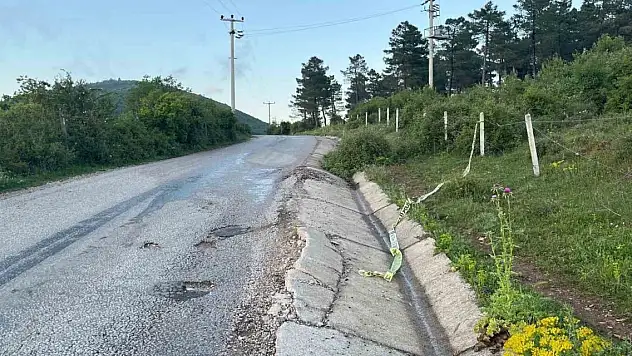 Sürüklenerek jandarma aracına çarpan motosikletli öldü