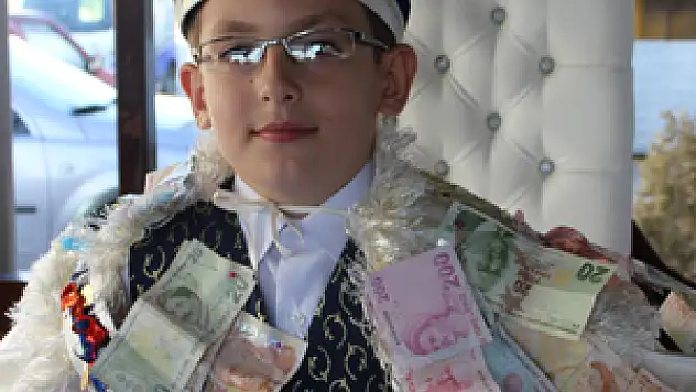 Halil erkekliğe adım attı