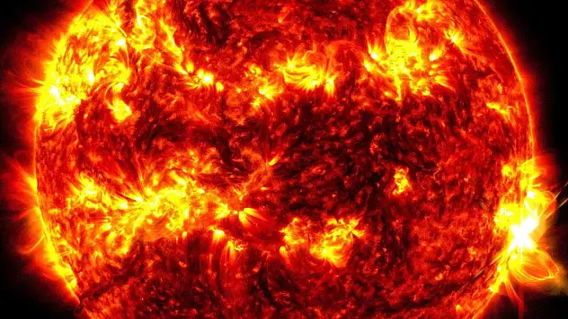 Güneş'te bir patlama daha oldu