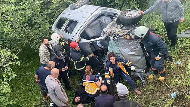 Kontrolden çıkan araç bahçeye uçtu: 5 yaralı