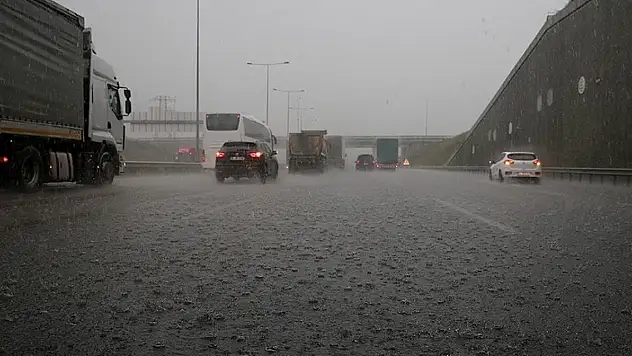 Nisanda yağışlar mevsim normallerine göre yarı yarıya azaldı