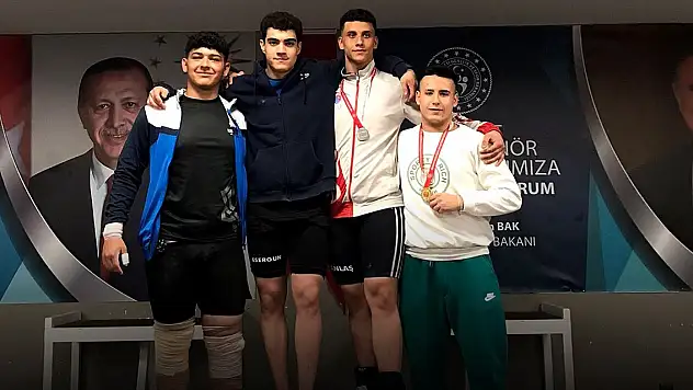 Karatay'ın haltercilerinden dereceler