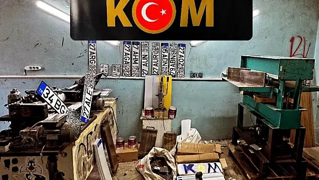 Gaziantep'te kaçakçılık operasyonu: 5 gözaltı