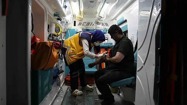 Fabrikadaki patlayan kazan deprem etkisi yaptı