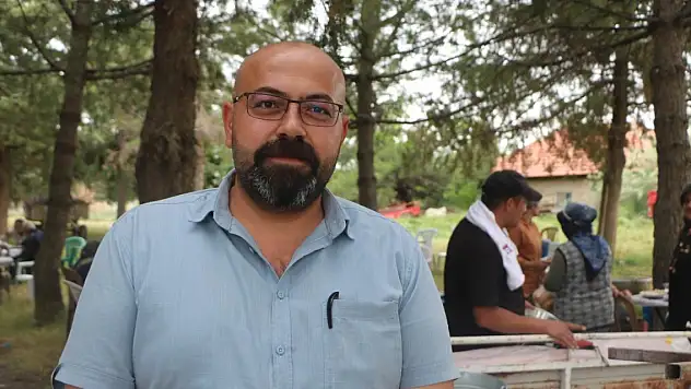 Cenazede kalp krizi geçiren muhtar yaşamını yitirdi