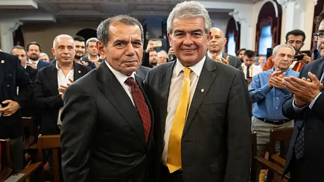 Galatasaray'da Dursun Özbek başkanlığa yeniden seçildi