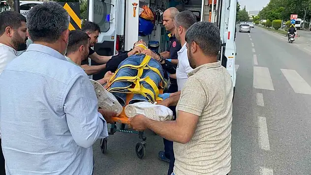 Adıyaman'da minibüs ile motosiklet çarpıştı: 1 yaralı