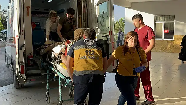 Patates ekimi yaparken üzerine yıldırım düştü