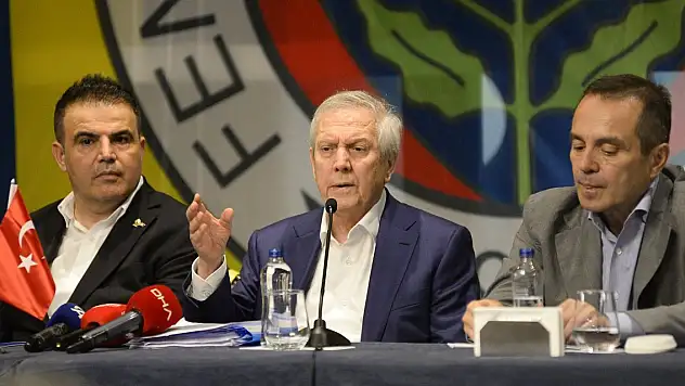 Aziz Yıldırım: Önemli olan Mourinho'nun Fenerbahçe'ye gelmesi