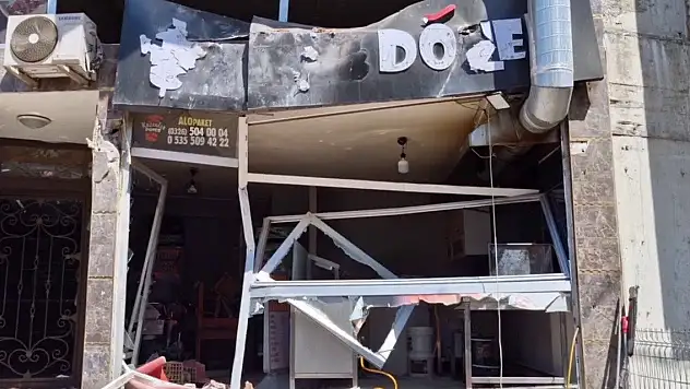 Dönercide patlayan tüp yıkıma neden oldu