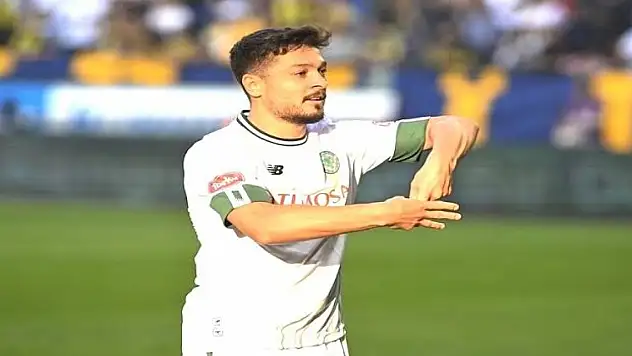Konyaspor'da Ahmet Oğuz'dan duygusal veda!
