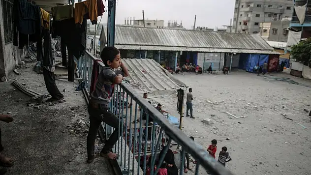 İsrail ordusu, BM okuluna sığınan Filistinlileri hedef aldı: 39 ölü