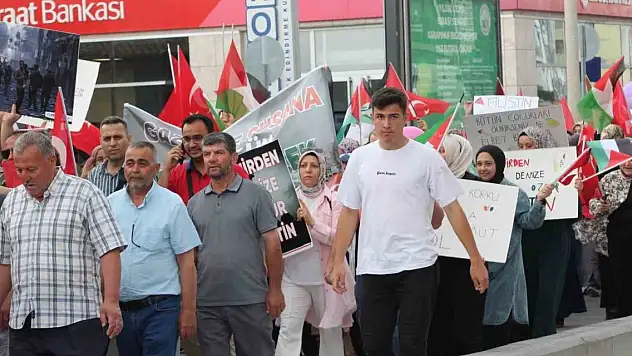 Konya Karapınar'da Filistin'e destek yürüyüşü