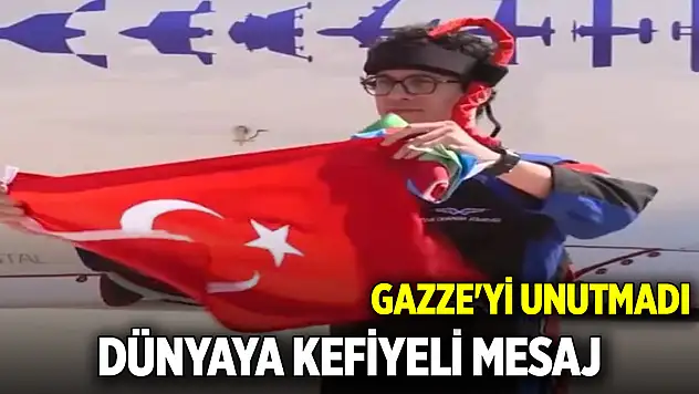Türkiye'nin ikinci uzay yolcuğu sonrası Atasever Türk ve Azerbaycan bayrakları açtı!