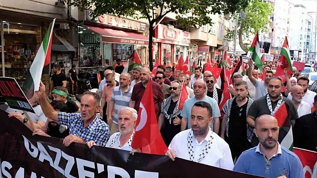 Gazze için sessiz yürüyüş