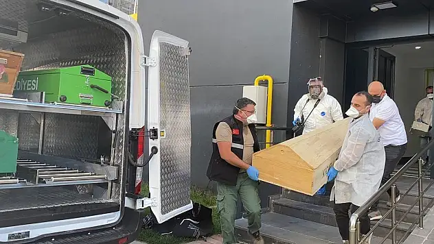 3 gündür haber alınamayan yaşlı kadın evde ölü bulundu