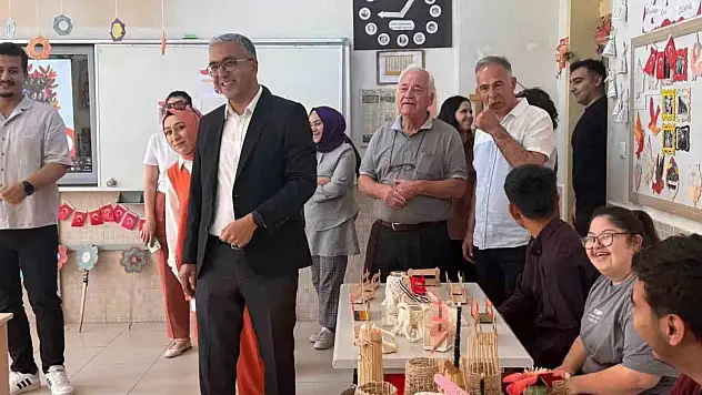 Karapınar'da özel öğrencilerin ürünleri sergilendi