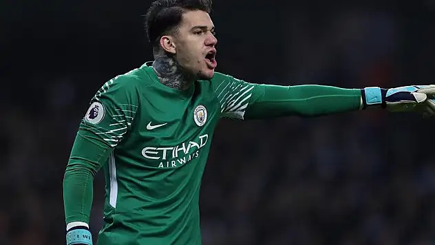 Konyasporlu Deniz'in örnek aldığı kaleci!