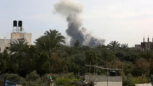 İsrail, Gazze'ye düzenlediği saldırıda 5 Filistinliyi öldürdü