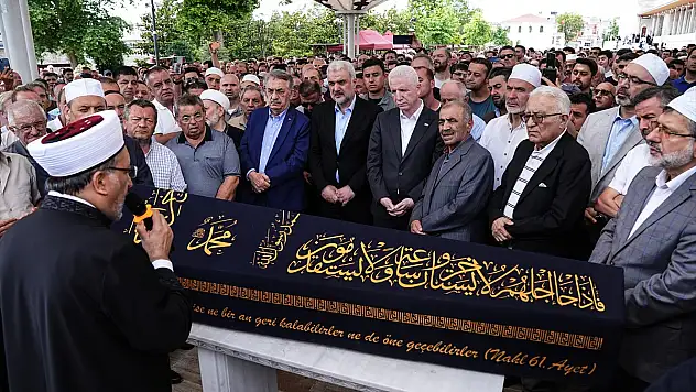 Yusuf Kavaklı Hoca son yolculuğuna uğurlandı