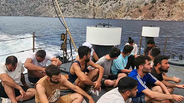 Düzensiz göçmenleri öyle bir kere bıraktılar ki!