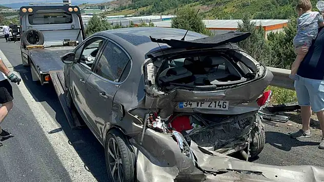 6 aracın karıştığı zincirleme kaza: 6 yaralı