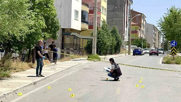 İki grubun silahlı kavgasında kan aktı