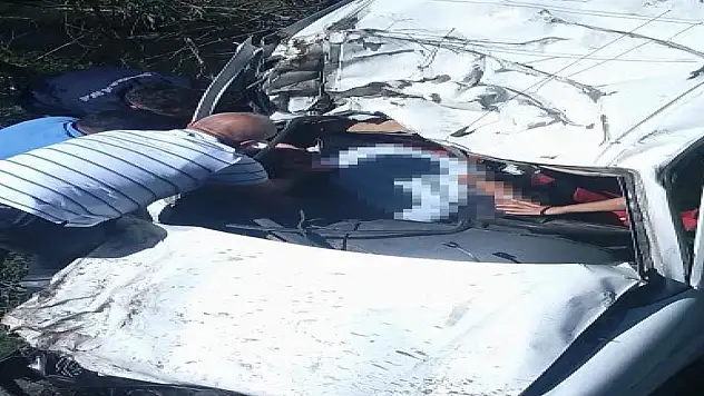 Kontrolden çıkan araç uçurumdan uçtu