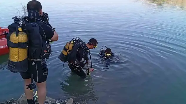 Baraj göletine giren genç hayatını kaybetti