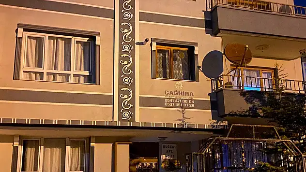 6 aylık bebeğine kafa atıp, eşini ve kızını yaraladı