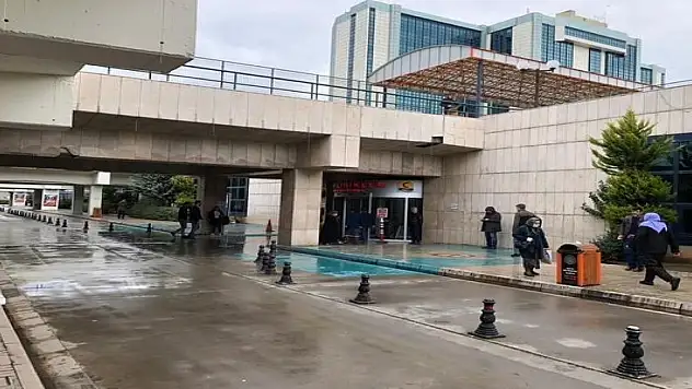 Otomobil ile motosiklet çarpıştı: 27 yaşındaki sürücü öldü