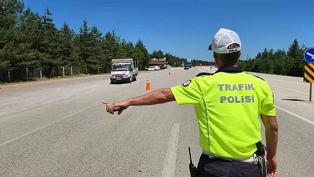 Trafik ekiplerinden sıkı denetim