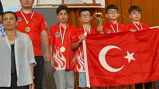 Türk satrancı Avrupa'da tarih yazmaya devam ediyor