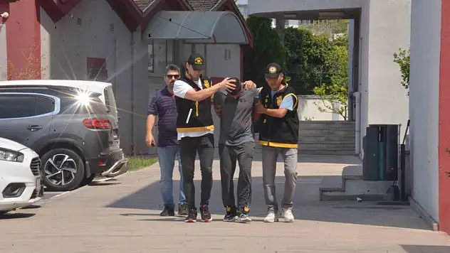 Öğretmen eşini öldüren uzman çavuş: 'Araç içerisinde panik halindeydim'