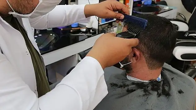 Uygulama başladı! Konya'da berber ve kuaför salonları hangi gün kapalı olacak?