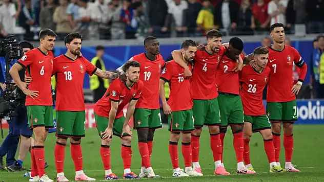 Son Dakika! Portekiz, Slovenya'yı penaltılarla geçti