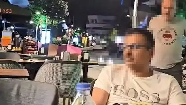 Elinde bıçakla yabancı uyruklu iş insanlarını tehdit eden saldırgan tutuklandı